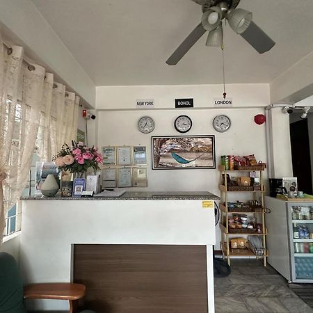 Brielles Travellers Inn Tagbilaran Exterior foto
